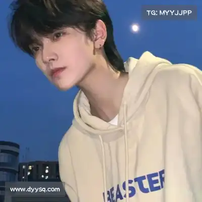 屈芸纯